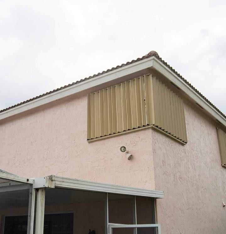 Hurricane Shutters Installers Hialeah